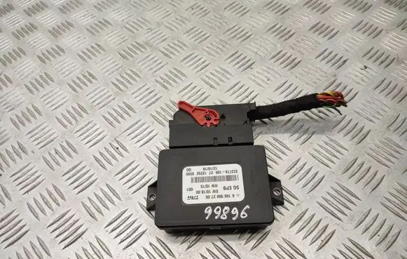 Mercedes-Benz A W176 Hand brake control module A1669002700