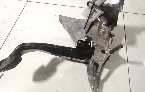 Audi A6 S6 C6 4F Brake pedal 4F1727117B