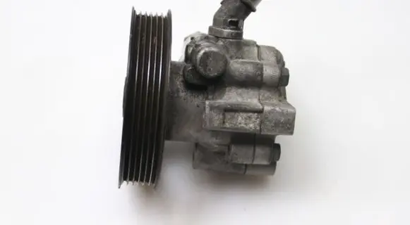 Opel Insignia A Power steering pump 13309336