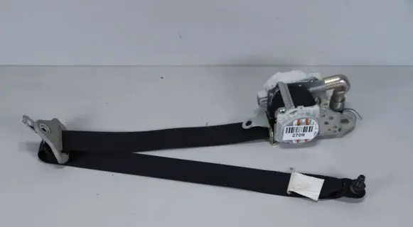 Suzuki Swift II Front seatbelt 8492068L0