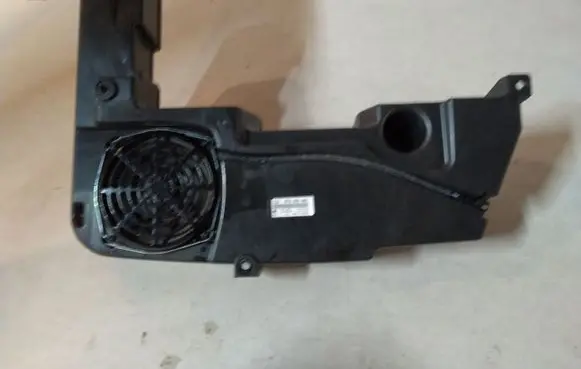 Audi A5 Sportback 8TA Subwoofer speaker 8T8035382