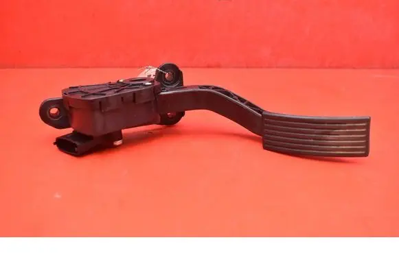KIA Soul Accelerator throttle pedal 327272K200