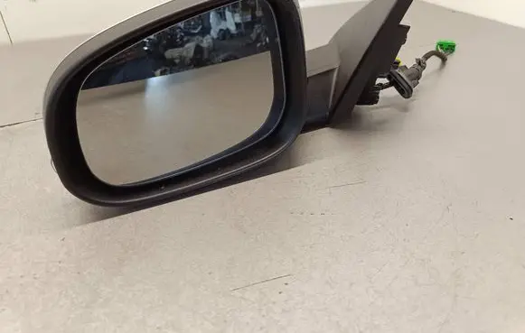 Volvo S60 Front door electric wing mirror 31402552