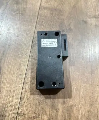 Mercedes-Benz S W220 Phone control unit/module A2038205185