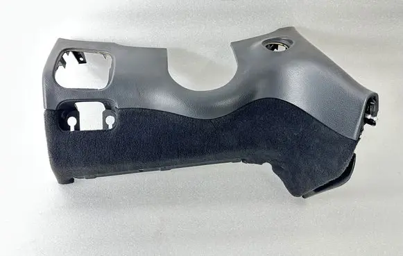 Dashboard lower bottom trim panel
