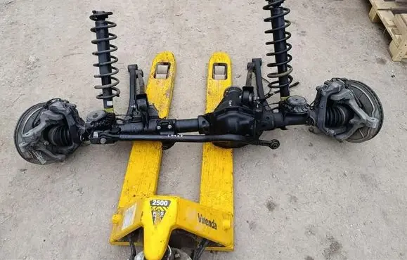 Jeep Wrangler Front axle beam 68509418AB