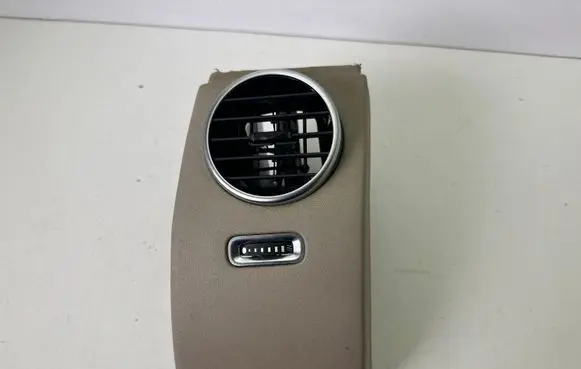Land Rover Discovery 4 - LR4 Dashboard side air vent grill/cover trim AH2201454C
