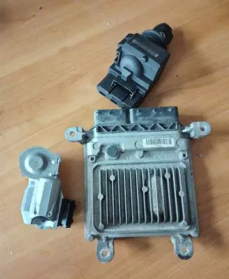 Mercedes-Benz Sprinter W906 Engine ECU kit and lock set A6519000601 A6519019400