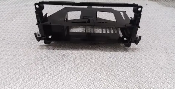 BMW 3 E46 Radio/GPS head unit trim ZB8237560