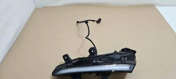 Peugeot 2008 II Front indicator light 89252021