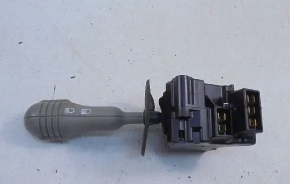 Wiper turn signal indicator stalk/switch