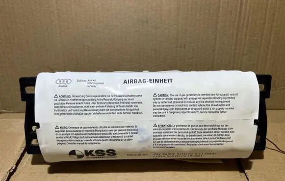 Audi A3 S3 8P Passenger airbag