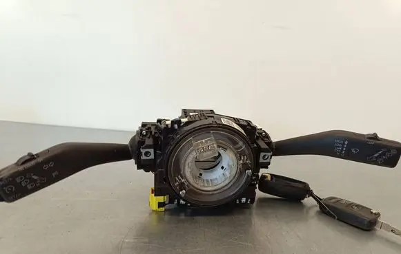 Volkswagen Tiguan Airbag slip ring squib (SRS ring) 5K0953549E HW008SW0080 90472LGA00097
