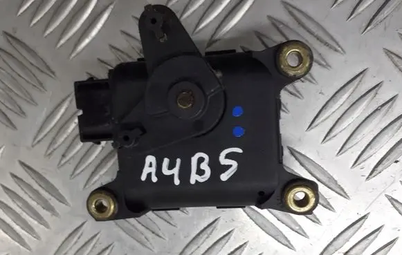 Audi A4 S4 B5 8D A/C air flow flap actuator/motor 0132801149