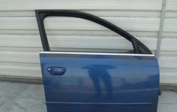 Audi A4 S4 B7 8E 8H Front door
