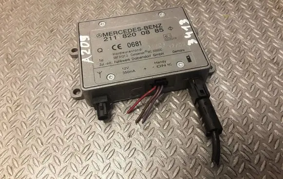 Mercedes-Benz CLK A209 C209 Phone control unit/module A2118200885 2118200885