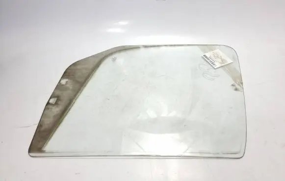 Mercedes-Benz Sprinter W906 Front windscreen/windshield window 