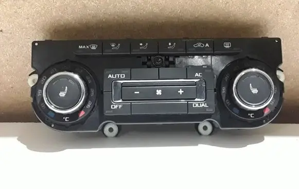Skoda Octavia Mk2 (1Z) Climate control unit 3T0907044AS