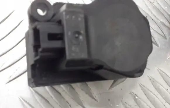 Ford Focus Central body control module 3M5H-19E616-AB