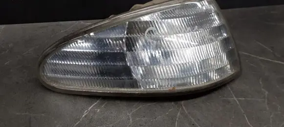 Ford Mondeo MK I Front indicator light 93BG13368AB