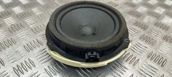 Ford Focus Front door speaker AA6T18808AA