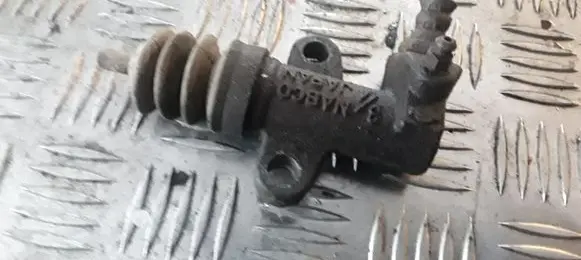 Nissan X-Trail T30 Other engine part 