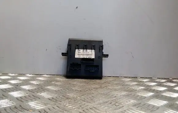 Audi A6 S6 C6 4F Light module LCM 4F0907279B