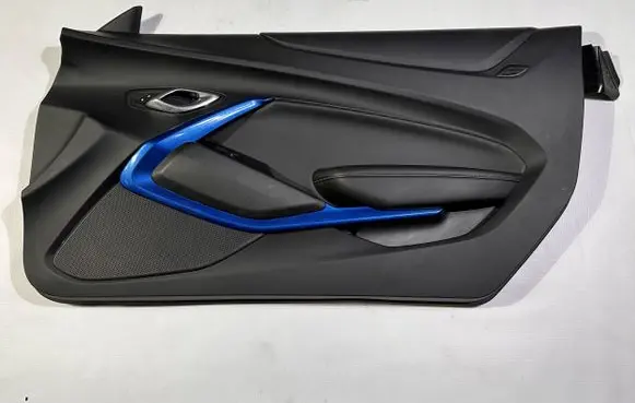 Chevrolet Camaro Front door card panel trim BCZ2017CM