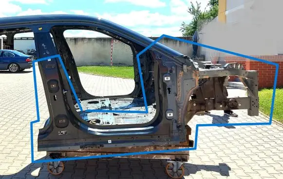 BMW iX Front side member