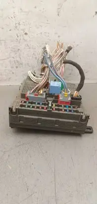 Citroen C5 Fuse module 9646226880