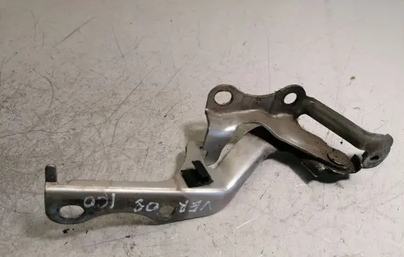 Toyota Corolla Verso AR10 Engine bonnet/hood hinges