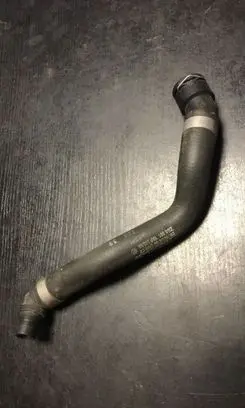 Mercedes-Benz E W211 Engine coolant pipe/hose A2118300596