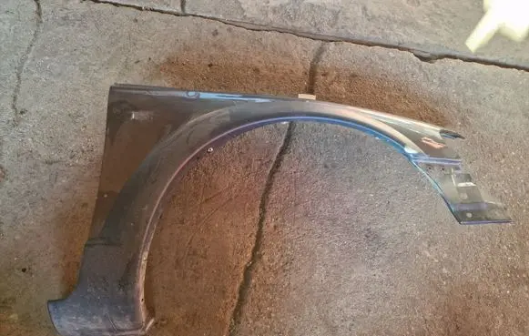 Volvo XC70 Fender