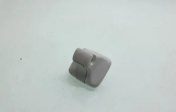 Volkswagen Scirocco Sun visor clip/hook/bracket 