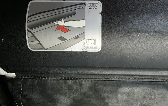 Audi A5 8T 8F Parcel shelf load cover 8F0010530OK