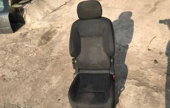 Peugeot Partner Front passenger seat 