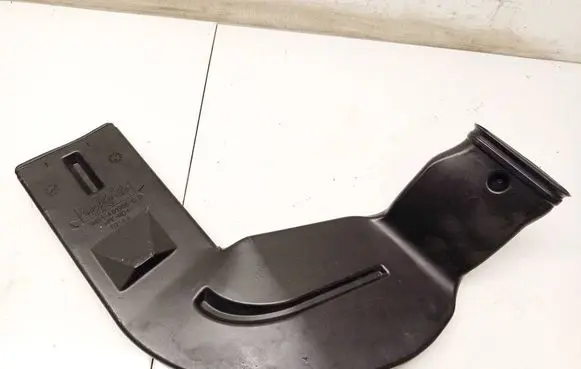 Ford Focus Cabin air duct channel 3M51A01906BB