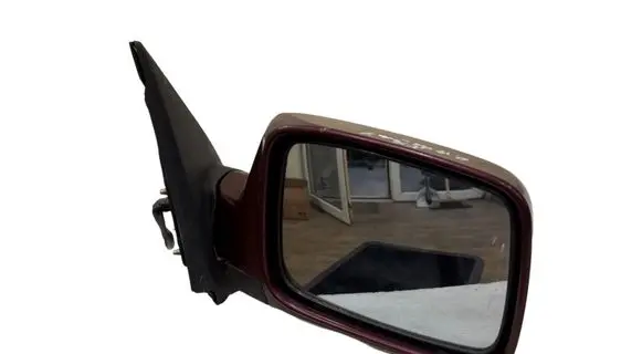 Nissan X-Trail T30 Front door electric wing mirror E13010621