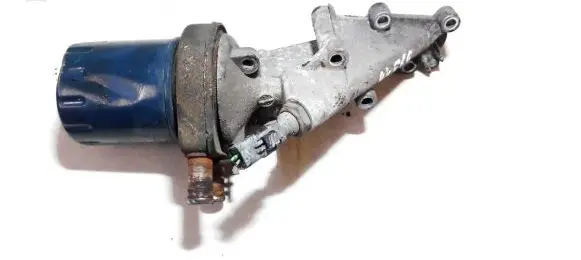 Peugeot 406 Oil filter mounting bracket