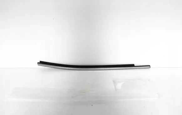 Toyota Yaris XP210 Trim molding 6818052241