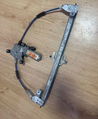 Peugeot 406 Front door window regulator with motor 9615036880