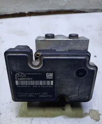 Opel Zafira B ABS Pump 00006677E1 13157576BE