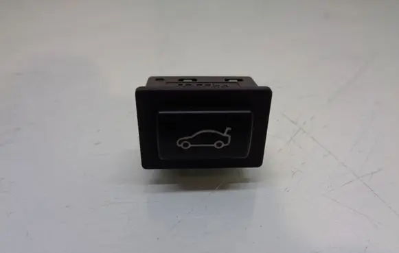 Tailgate opening switch
