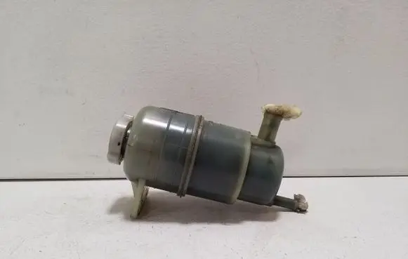 Mitsubishi L200 Power steering fluid tank/reservoir