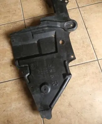 Engine splash shield/under tray