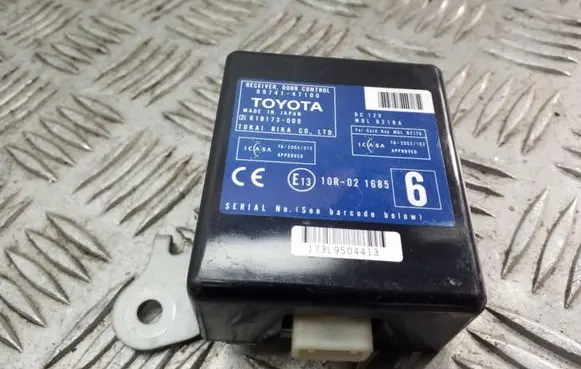 Toyota Prius (XW20) Door control unit/module 8974147100