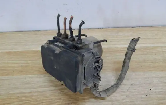 Renault Trafic II (X83) ABS Pump 0265800839 00914M0460
