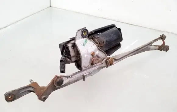 Front wiper linkage