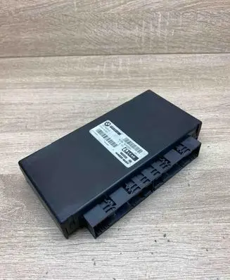 BMW 5 E60 E61 Comfort/convenience module 9145021 KGME6X