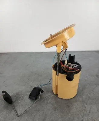 BMW 1 E81 E87 In-tank fuel pump 7190943